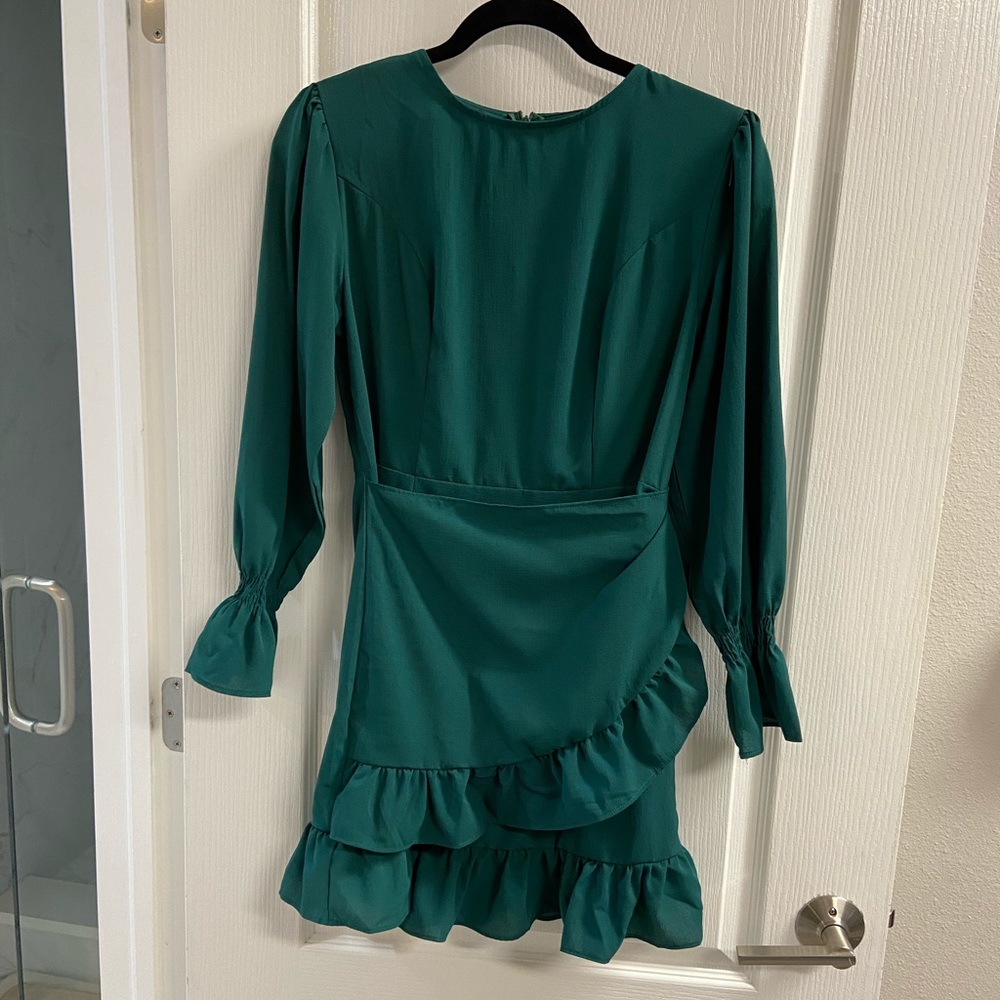 Green long sleeve wrap dress